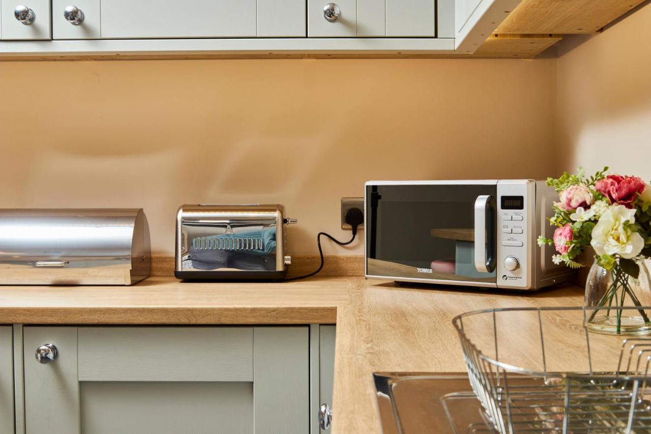 The Stunning Central Harrogate Abode - Sleeps 6 Eksteriør billede