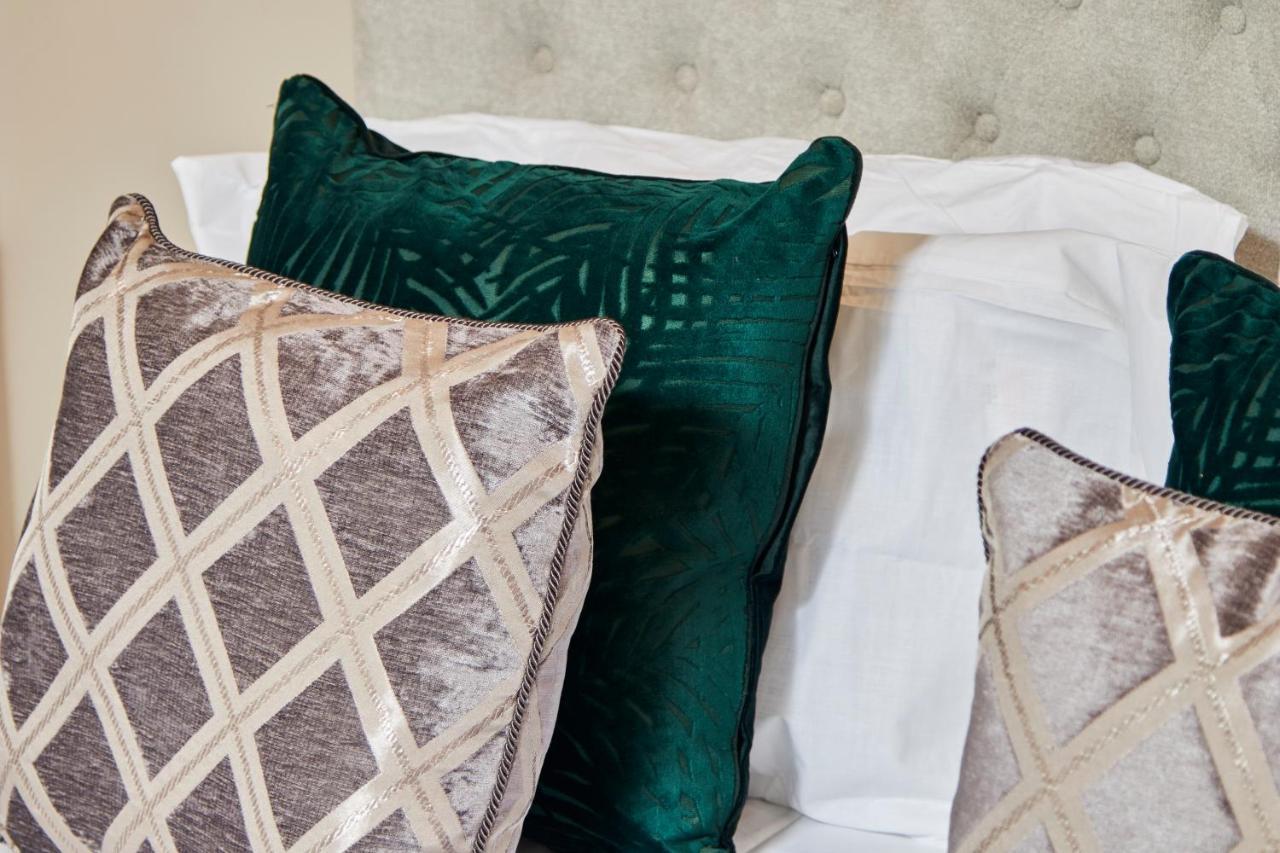 The Stunning Central Harrogate Abode - Sleeps 6 Eksteriør billede