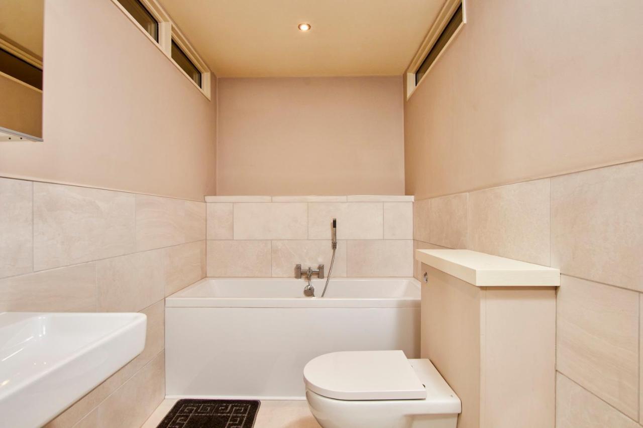 The Stunning Central Harrogate Abode - Sleeps 6 Eksteriør billede