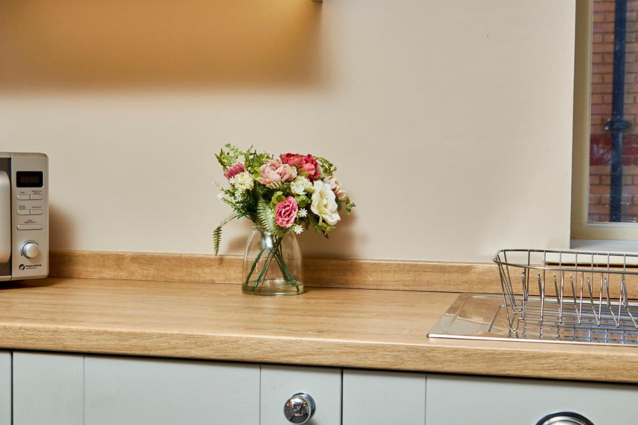 The Stunning Central Harrogate Abode - Sleeps 6 Eksteriør billede