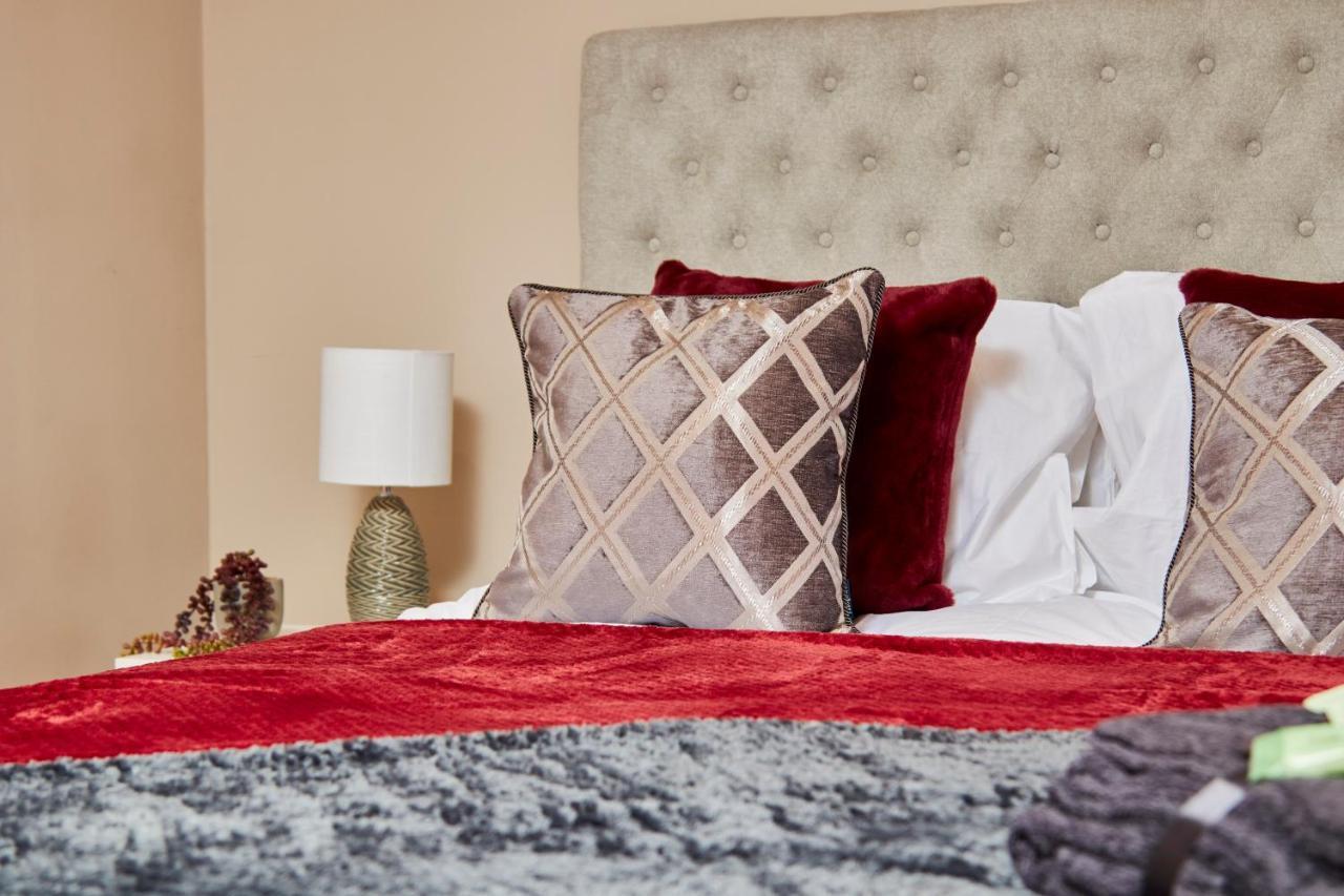 The Stunning Central Harrogate Abode - Sleeps 6 Eksteriør billede