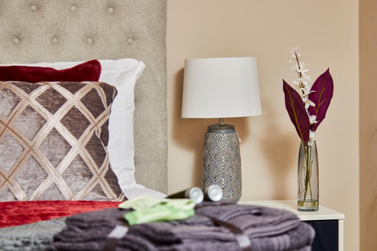 The Stunning Central Harrogate Abode - Sleeps 6 Eksteriør billede